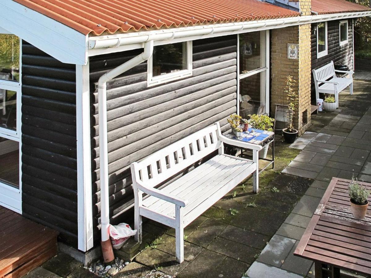 5 Person Holiday Home In 斯泰厄 外观 照片