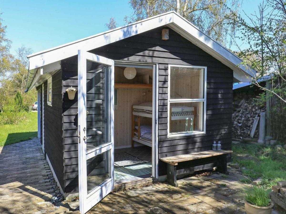 5 Person Holiday Home In 斯泰厄 外观 照片
